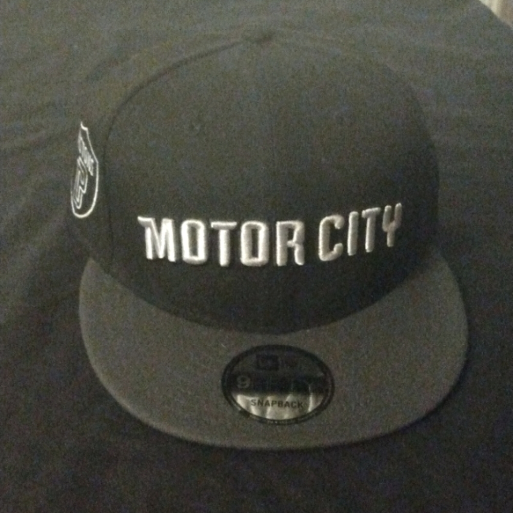 COPY - Detroit Pistons motor City snapback